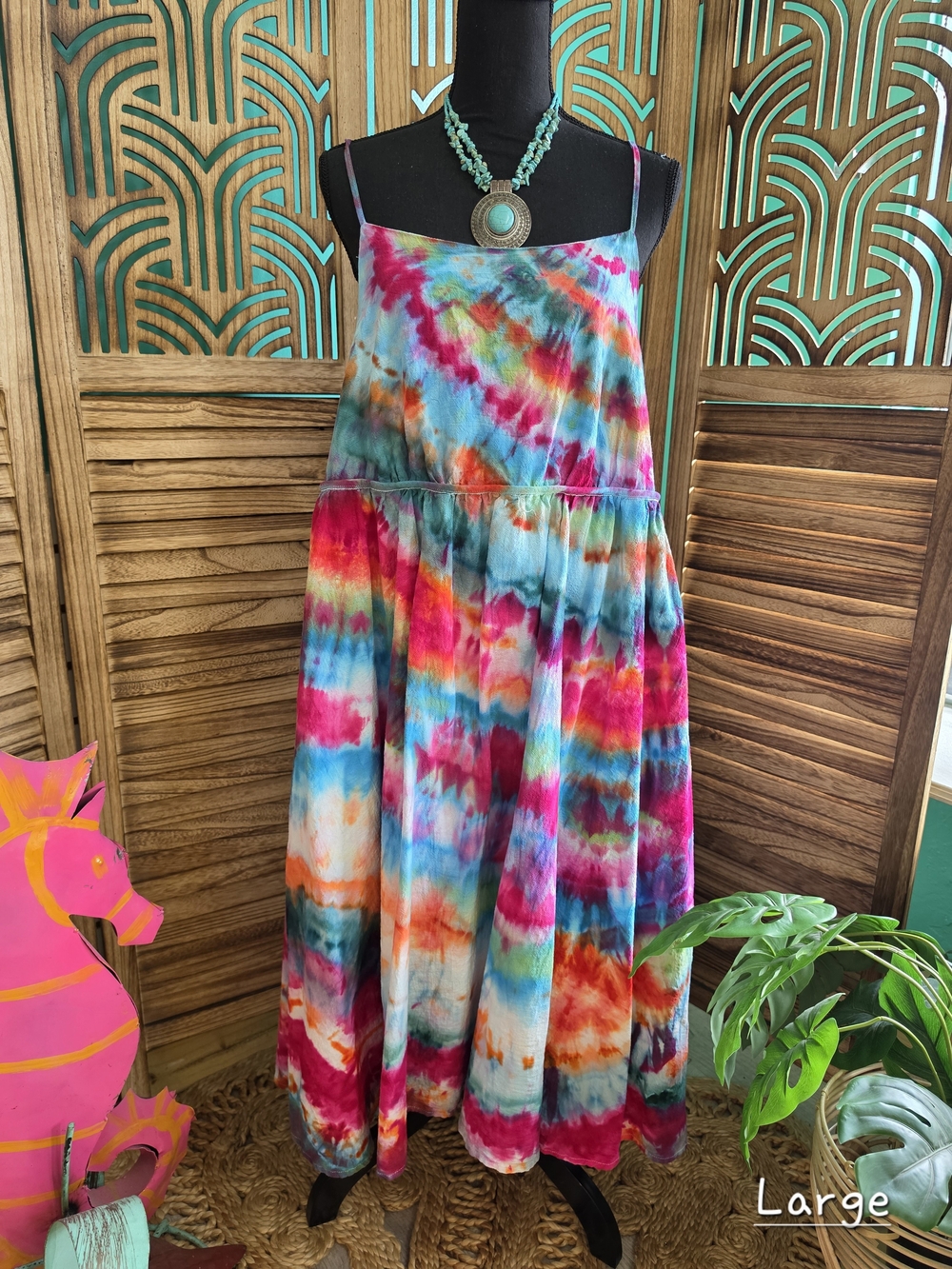 Tie-Dye Maxi Dress in Multicolor - Large